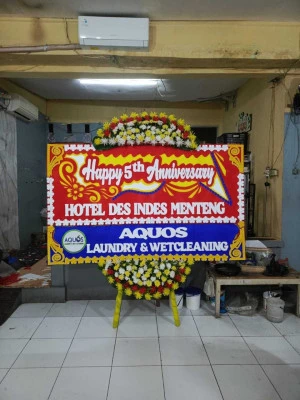 Papan Bunga di Pekutan Bayan